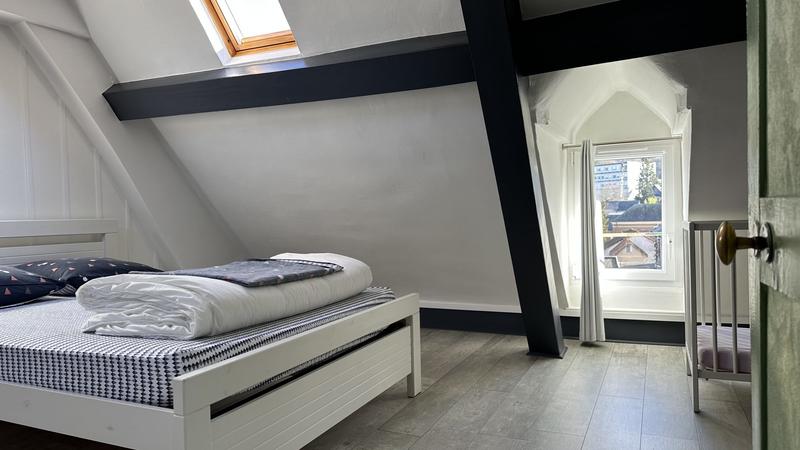 Maison - 185 m² - 8 pièces