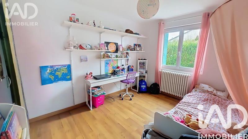 Maison - 95 m² - 5 pièces