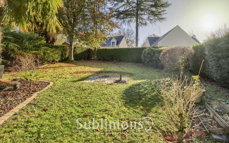 Maison traditionnelle - 163 m² - 8 pièces