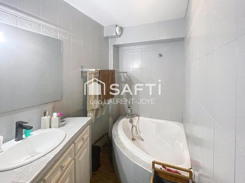 Maison - 105 m² - 4 pièces