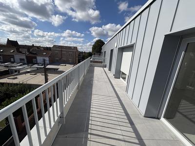 Appartement - 90 m² - 4 pièces