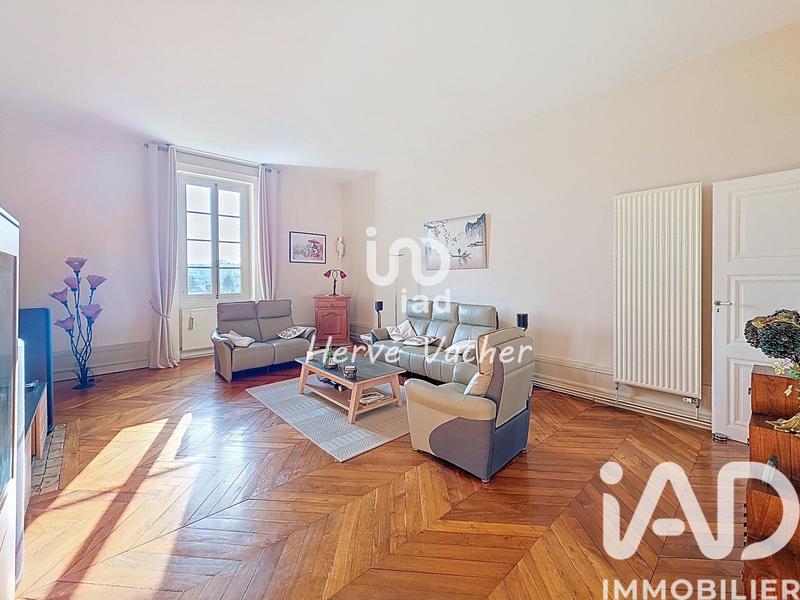 Appartement - 184 m² - 6 pièces