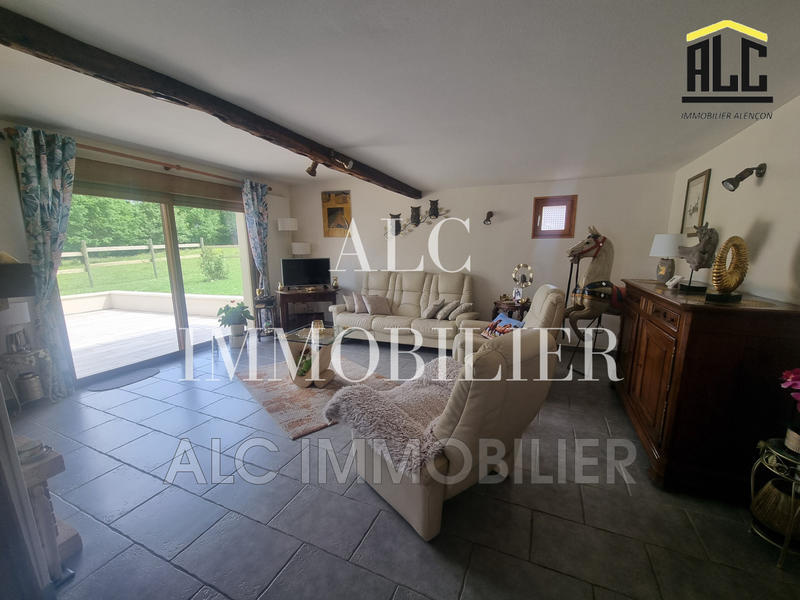 Maison - 170 m² - 6 pièces