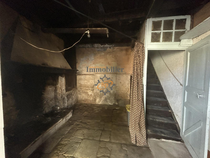 Maison - 180 m² - 6 pièces