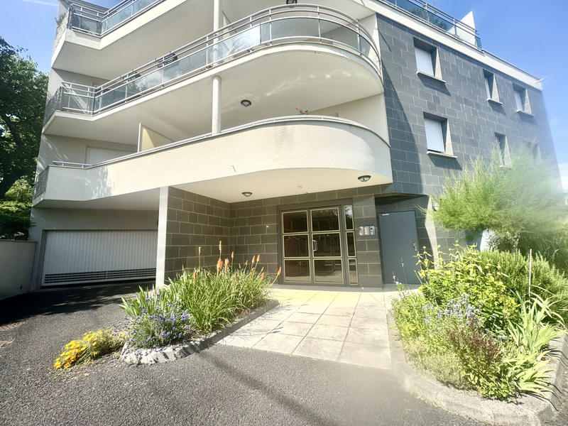 Appartement - 79 m² - 4 pièces