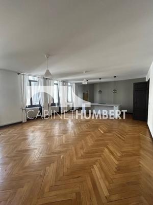 Appartement - 157 m² - 3 pièces