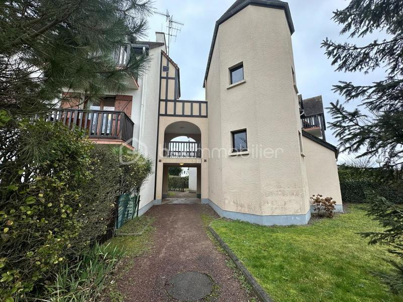 Studio - 19 m² - 1 pièce