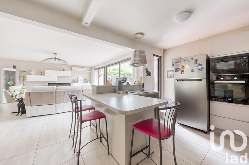 Appartement - 104 m² - 5 pièces