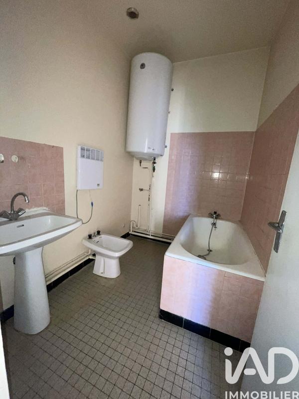 Maison - 182 m² - 10 pièces