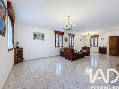 Maison - 290 m² - 8 pièces