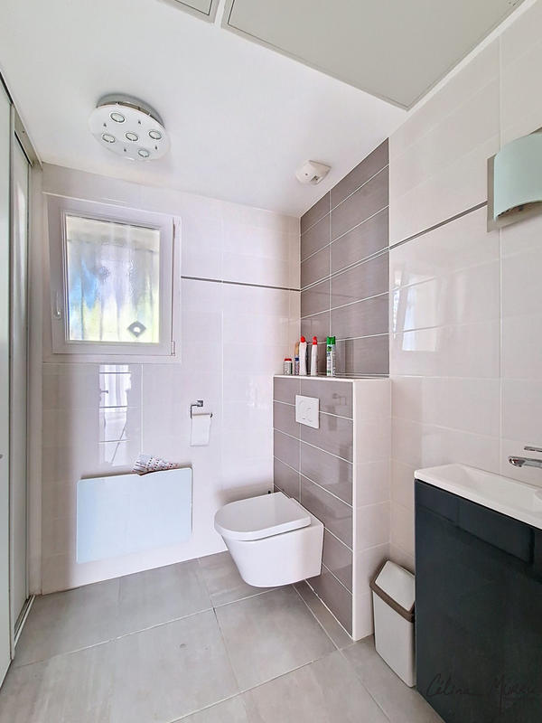 Maison traditionnelle - 127 m² - 4 pièces