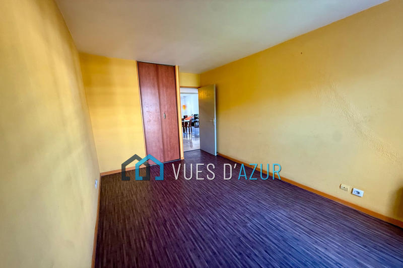 Appartement - 96 m² - 4 pièces