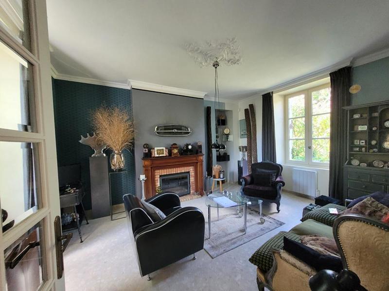 Maison - 165 m² - 7 pièces