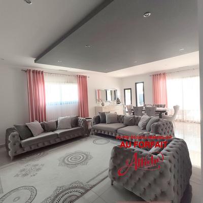 Maison - 162 m² - 6 pièces