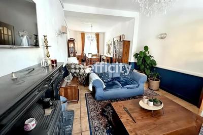 Maison - 162 m² - 6 pièces