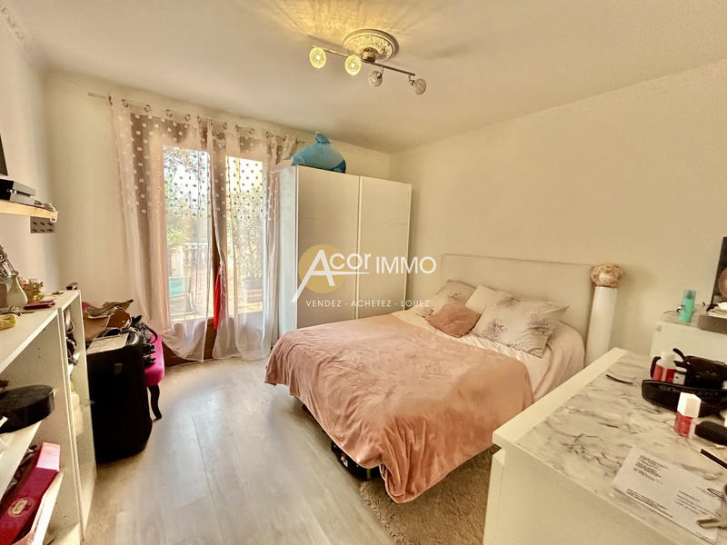 Maison - 212 m² - 7 pièces