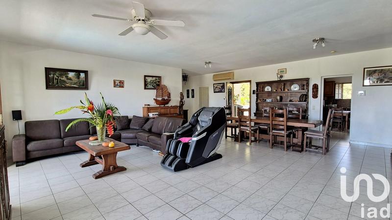 Maison - 246 m² - 10 pièces