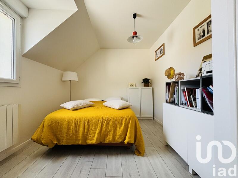 Maison - 98 m² - 5 pièces