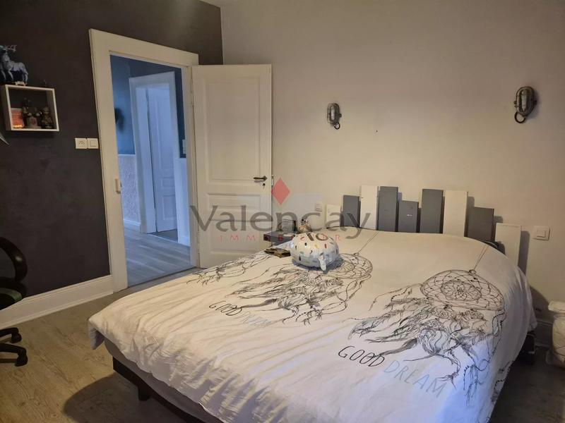 Maison - 190 m² - 9 pièces