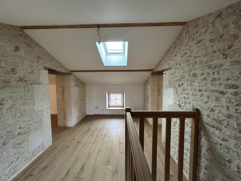 Maison - 175 m² - 8 pièces