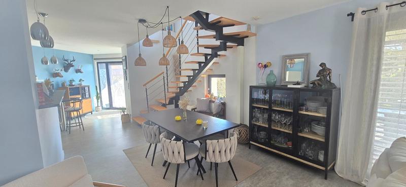 Maison - 147 m² - 5 pièces