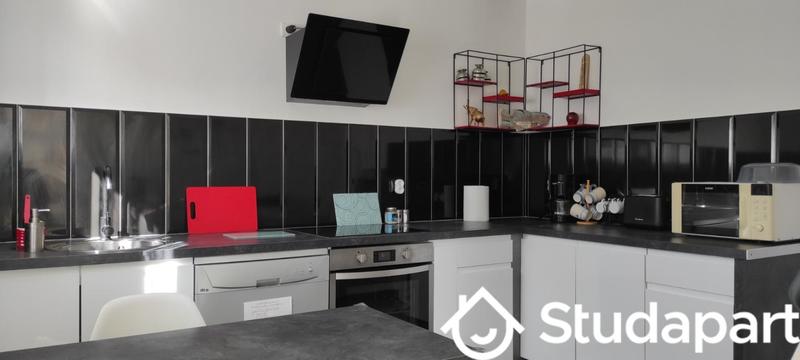 Chambre - 9 m² - 1 pièce