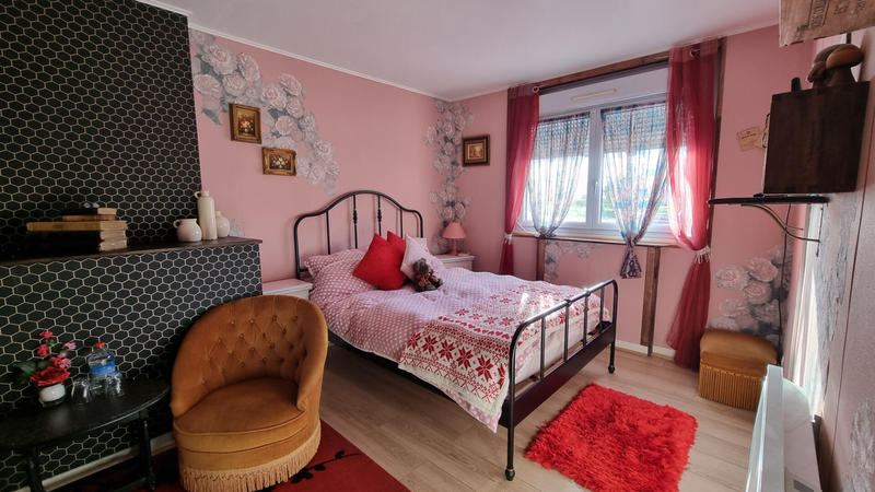 Maison - 286 m² - 15 pièces