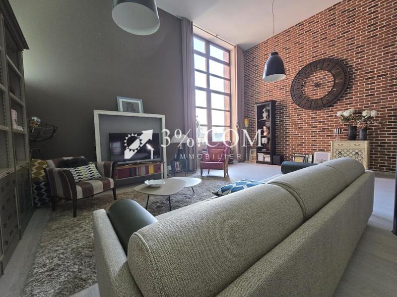 Loft - 158 m² - 5 pièces