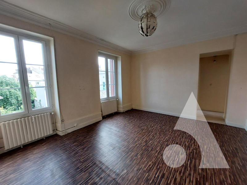 Maison - 134 m² - 7 pièces