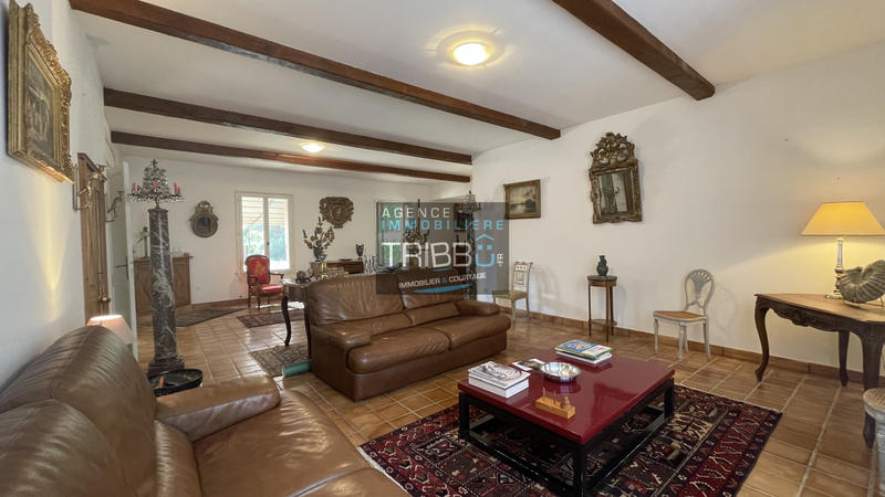 Mas - 435 m² - 8 pièces