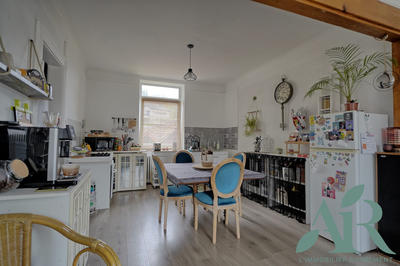 Appartement - 128 m² - 5 pièces