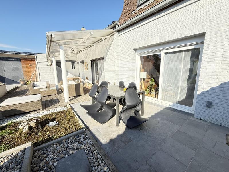 Maison - 164 m² - 7 pièces