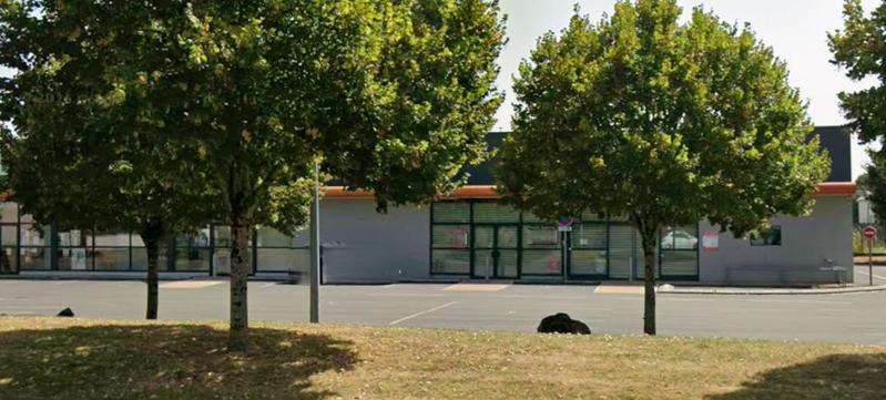 Local commercial - 322 m²