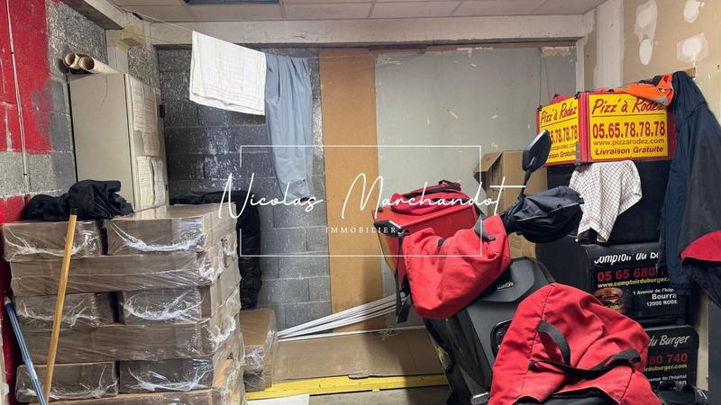 Local commercial - 120 m² - 3 pièces