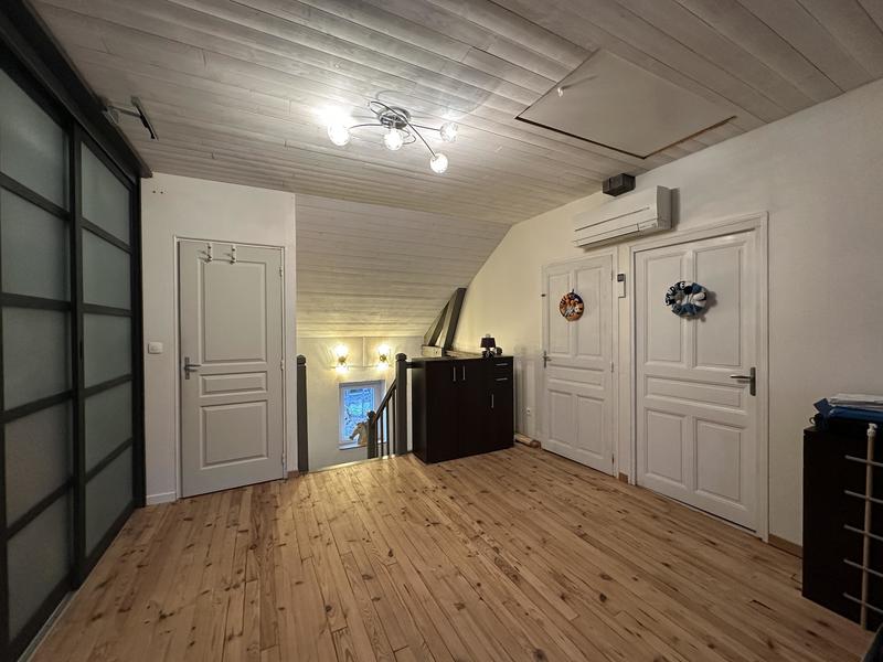 Villa - 158 m² - 6 pièces