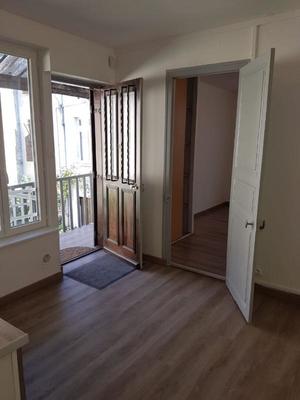 Immeuble - 275 m² - 16 pièces