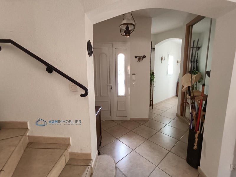 Propriété - 190 m² - 7 pièces