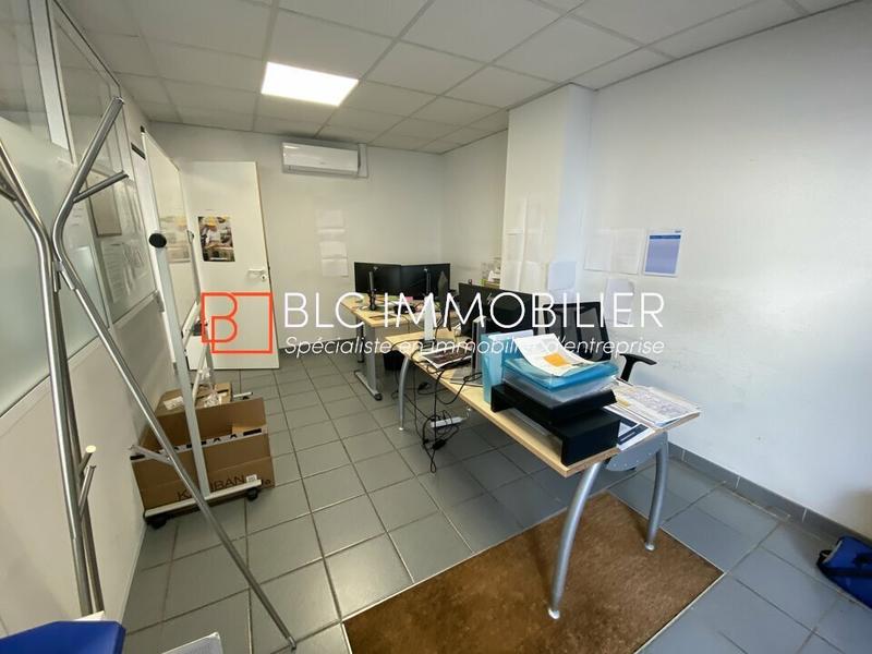 Local commercial - 115 m²