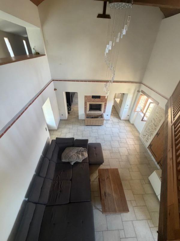 Maison - 300 m² - 7 pièces