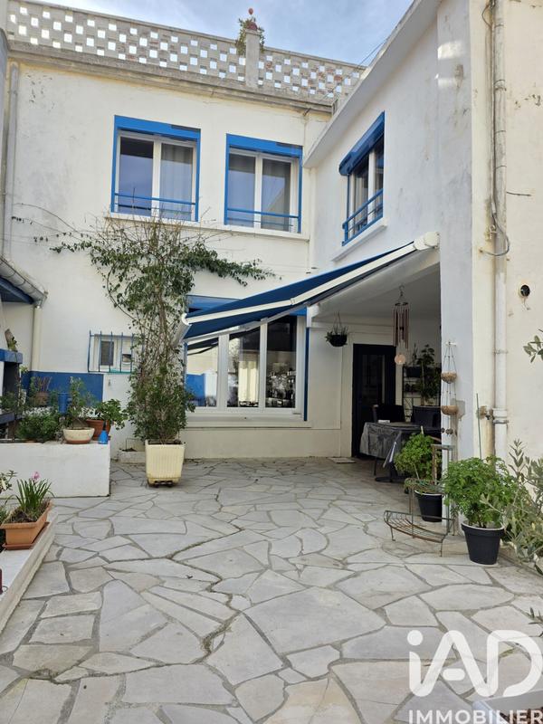 Maison de village - 203 m² - 8 pièces