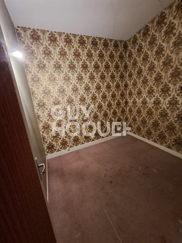 Local d'activités - 83 m²