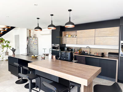 Maison - 145 m² - 8 pièces