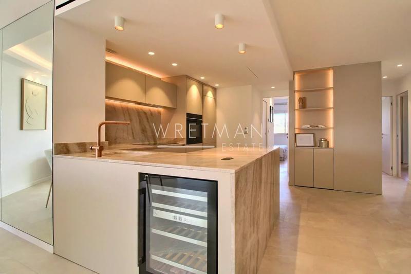 Appartement - 95 m² - 4 pièces