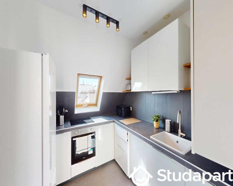 Chambre - 160 m² - 1 pièce