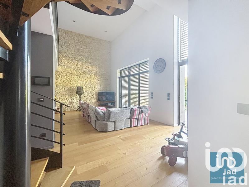 Maison de maîtres - 306 m² - 13 pièces