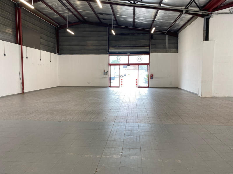 Local commercial - 376 m²