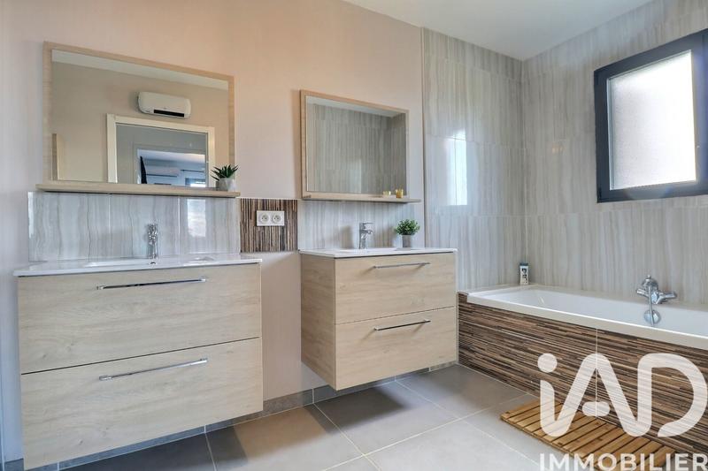 Maison - 128 m² - 5 pièces