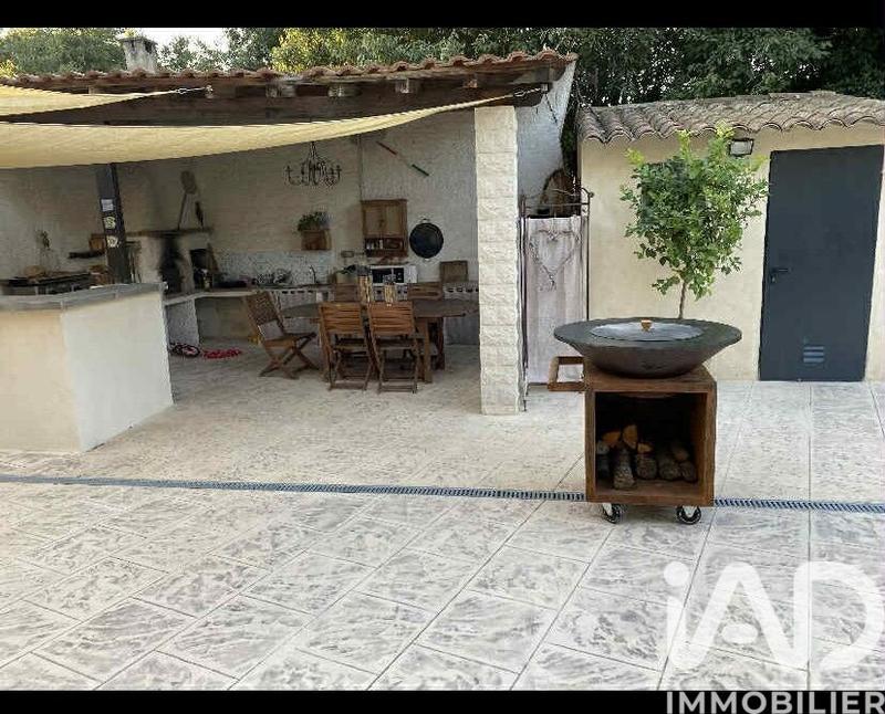 Maison - 183 m² - 6 pièces