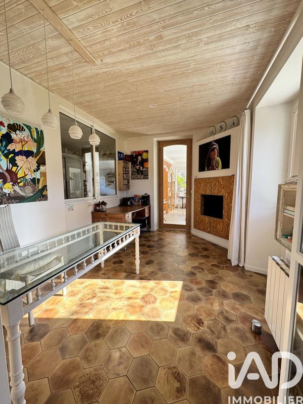 Maison - 198 m² - 5 pièces