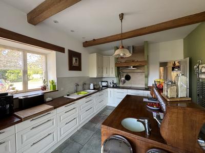 Maison ancienne - 206 m² - 6 pièces